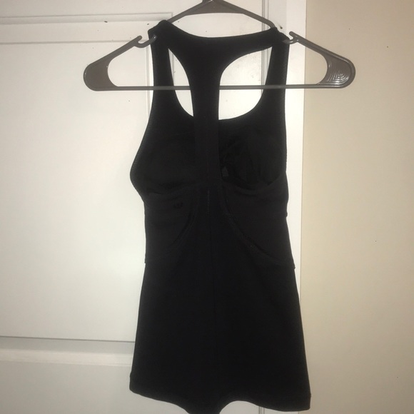 Black lululemon tank - Picture 4 of 4